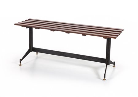 UNA PANCHETTA, anni '60. <br>Acciaio verniciato, 