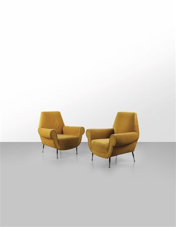  DUE POLTRONE, anni '60. <br>Strutture in legno, 