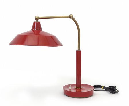 UNA LAMPADA DA TAVOLO, anni '60. <br>Ottone, 