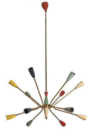 UN LAMPADARIO, anni '60. <br>Ottone, alluminio 