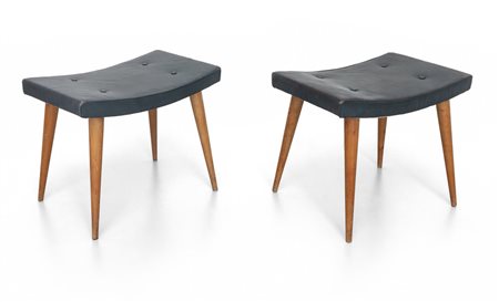 DUE SGABELLI, anni '60. <br>Strutture e gambe in 