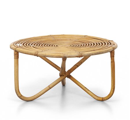 TITO AGNOLI<br>Un tavolino 'Bt 2' per PIERANTONIO 