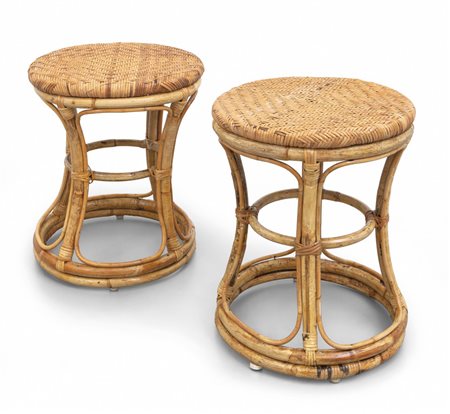 DUE SGABELLI, anni '60. <br>Malacca, giunco e 