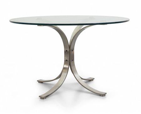 UN TAVOLO, circa 1970. <br>Acciaio cromato 