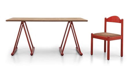 UN TAVOLO A CAVALLETTO e UNA SEDIA, anni '70. 