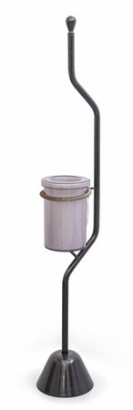 ACHILLE CASTIGLIONI <br>Un portabottiglie 