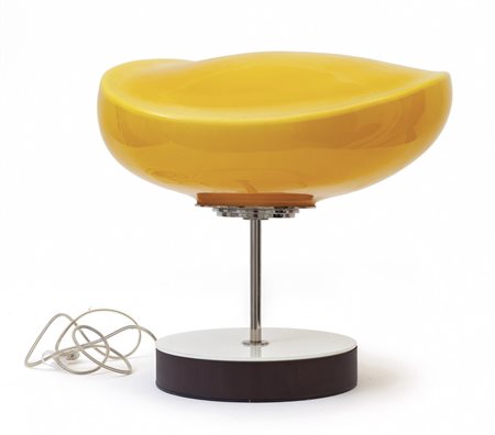 PENTA (Editore)<br>Una lampada da tavolo 'Noa', 