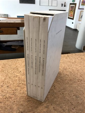 ARTE A MILANO 1946-1959 - Lotto unico di 5 cataloghi