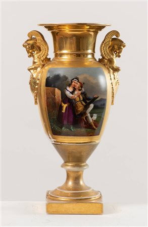 Vaso in porcellana dorata e dipinta. Francia, inizi del XIX secolo. Presenta...