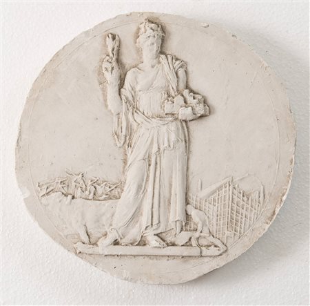Calco tondo in gesso con allegoria femminile. Ø cm 27,5; H. cm 3.