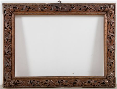 CORNICE Veneto, prima metà del XVII secolo Legno di pioppo parzialmente dipinto; legno di cirmolo intagliato, cm. 120x159