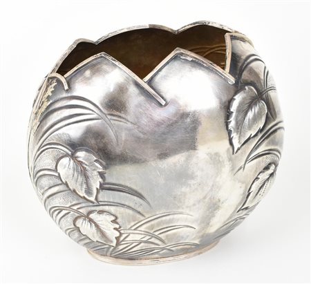 CACHEPOT IN ARGENTO punzoni Gruen 800 Prima meta' XX secolo 1000 gr circa h...