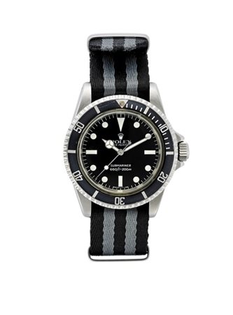 ROLEX SUBMARINER
Orologio da polso da uomo in acciaio cassa in tre corpi, fonde