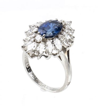 Boucheron, anello in platino con zaffiro