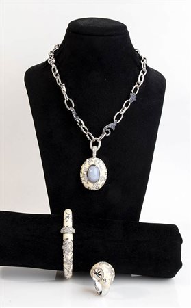 La nouvelle Bague Parure in oro