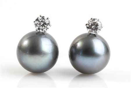 Orecchini con perle e diamanti