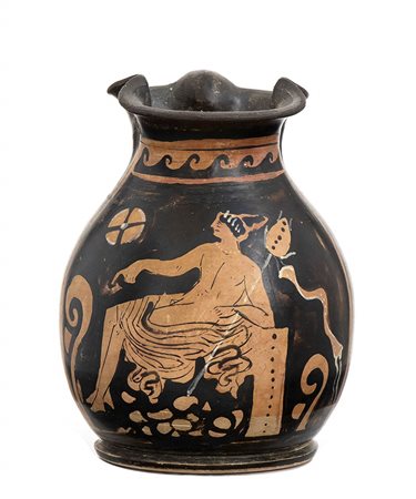 APULIAN RED-FIGURE TREFOIL OINOCHOE WITH SEATED DIONYSOS
4th century BC
