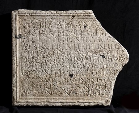 ROMAN LIMESTONE GRAVESTONE OF COTTIA AMANDA
1st - 2nd century AD

