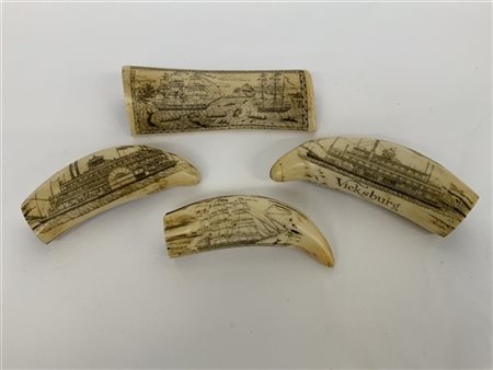 Lotto di quattro elementi decorativi a forma di denti e ossa di balena in resin