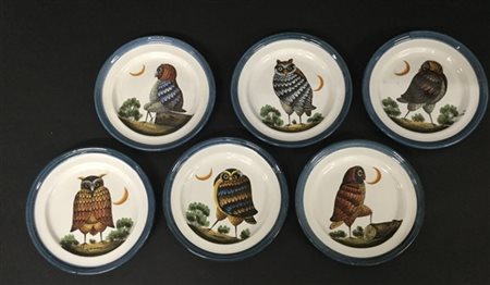 Manifattura di Bassano, gruppo di sei piatti decorati in policromia a civette (