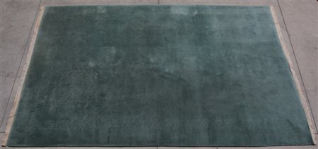 Tappeto di recente manifattura, Cina, secolo XX.
Tecnica controtagliato, decoro