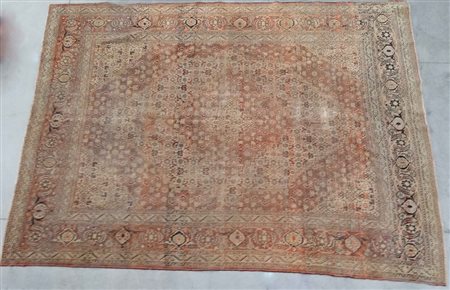 Tappeto Tabriz, Persia, inizio Secolo XX, decoro con medaglioni concentrici con