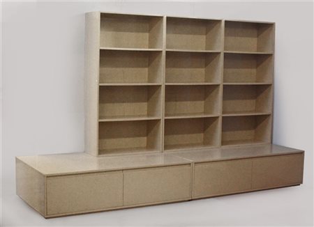 Paolo Tommasi Libreria composta da tre moduli a quattro ripiani con basamento co