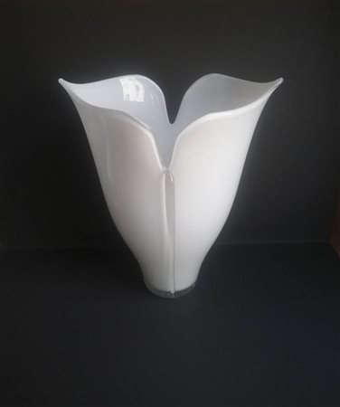 Toni Zuccheri (1936 – 2008) Vaso “Minassia”, 1984;in vetro trasparente...