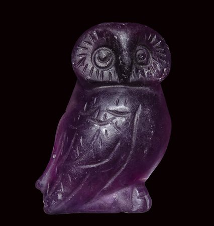 A rare eastern greek fluorite carved idol. Owl.