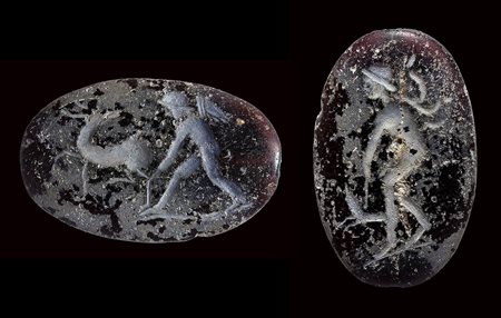 A late hellenistic two-faced glass intaglio. Eros with stag & Eros with a dog. 
