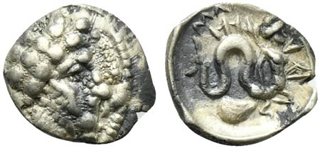 Campania, Allifae, Obol, ca. 325-275 BC; AR (g 0,63; mm 11; h 6); Laureate...