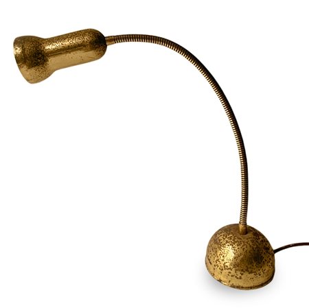 Lampada da tavolo, produzione italiana. Struttura in ottone. Base e diffusore...