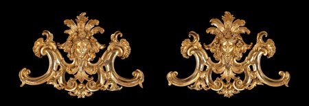 Coppia di fregi in legno intagliato e dorato, Italia centrale, XVIII secolo -...
