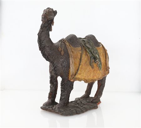 Scultura raffigurante Cammello in terracotta dipinta - Rottura con mancanza...