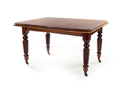 Tavolo in mogano allungabile, Inghilterra XIX secolo - con piano rettangolare...