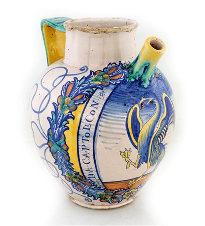 Brocca in maiolica, XIX secolo - con versatoio cilindrico e manico a nastro,...