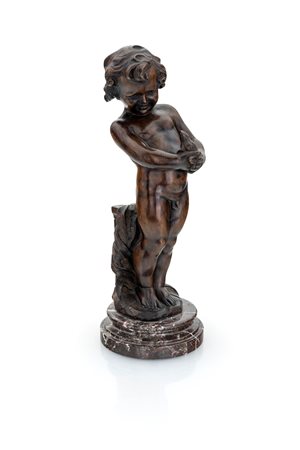 Bimbo con un ranocchio in mano - scultura in bronzo brunito su base circolare...