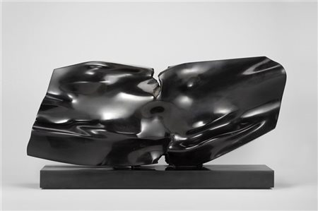 Gio' Pomodoro "Forma distesa" 1965
marmo nero del Belgio
cm 47x89x17
Siglato sul