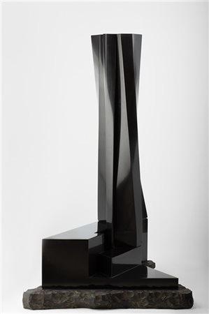 Gio' Pomodoro "Studio per albero" 1976-77
marmo nero del Belgio
cm 81x50x43

Pro