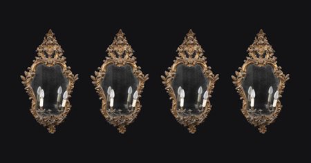 LOTTO DI QUATTRO APPLIQUES