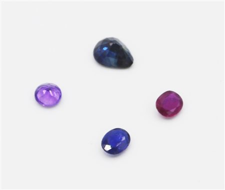 LOTTO DI 4 PIETRE SEMPIPREZIOSE