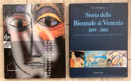 BIENNALE DI VENEZIA - Lotto unico di 2 cataloghi e 1 shopper