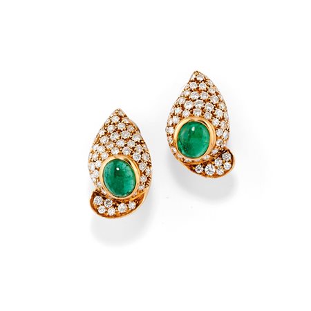 Orecchini con smeraldi e diamanti
