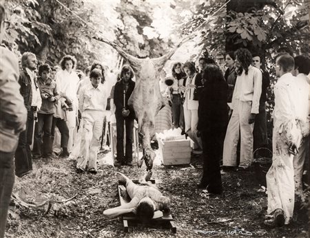 Hermann Nitsch - Aktion N. 50 - Firma sul fronte in basso a destra. Al verso...