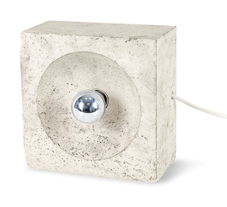 LAMPADA - Lampada da pavimento. Blocco di travertino scavato con portalampade...