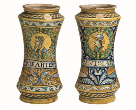 Due albarelli in maiolica policroma, Palermo, Andrea Pantaleo, inizi del XVII...