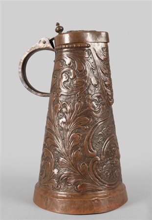 Grande boccale da birra in rame finemente 