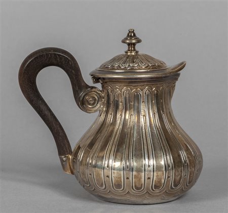 Lattiera Luigi Filippo in argento, inizi 