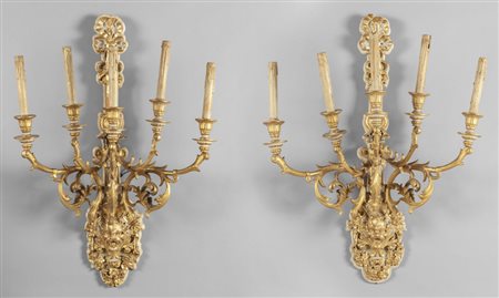 Coppia di grandi bracci a cinque luci in legno 