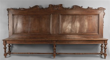 Grande panca Luigi XIV in noce intagliato con 
